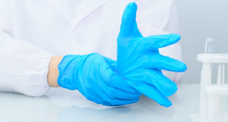 Cómo se fabrican los guantes de nitrilo