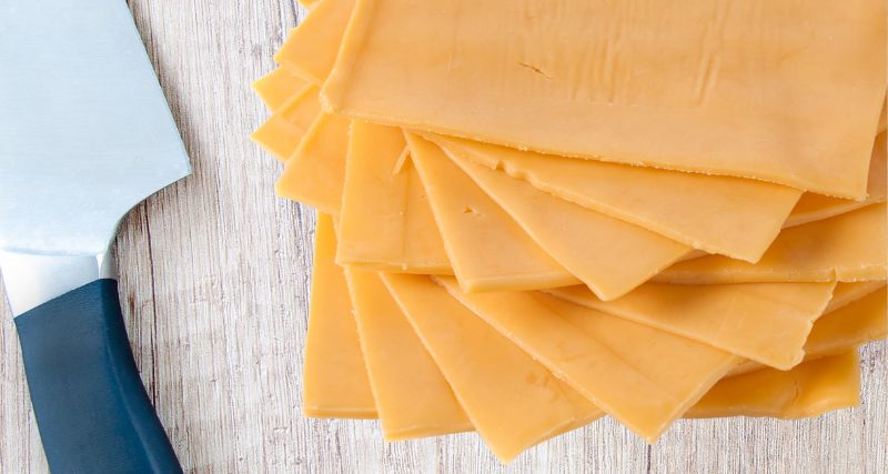 ¿Cómo se elabora el queso amarillo tipo americano? Proceso industrial