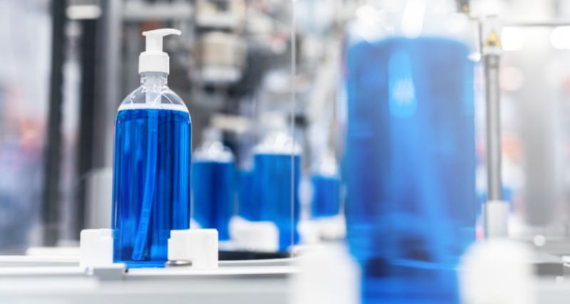 Cómo se fabrica el shampoo: proceso de fabricación a nivel industrial