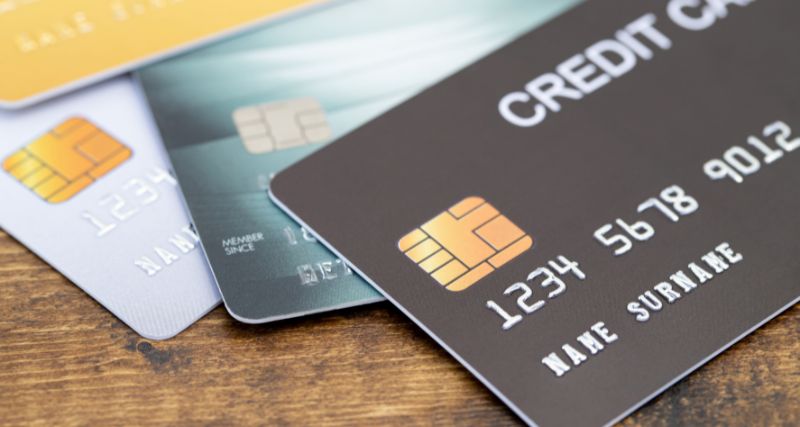 Cómo se fabrican las tarjetas de crédito y débito